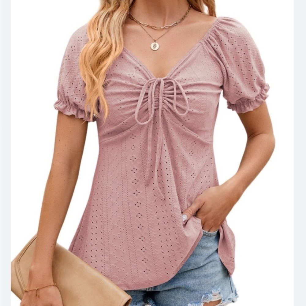 Plus Size Y2K Romantic Mauve Pink Eyelet Lace Ruched Top with Puff Sleeves, 1X